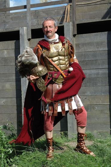 Σύγχρονη αναπαράσταση Ρωμαίου χιλίαρχου